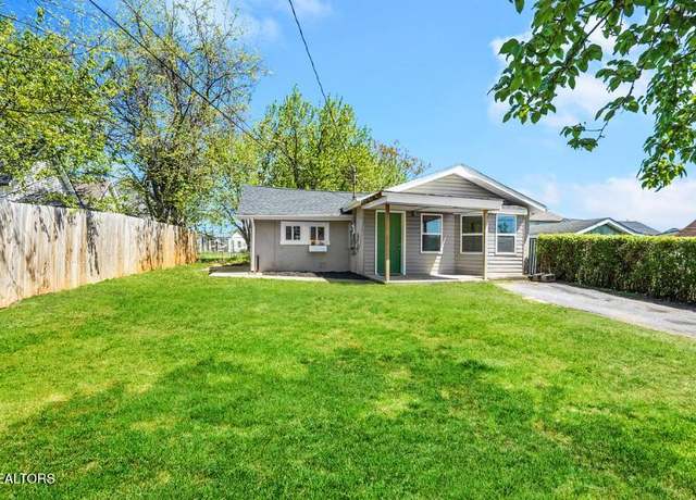 Property at 1616 7th Ave, Knoxville, TN 37917, 2 beds, 1 bath