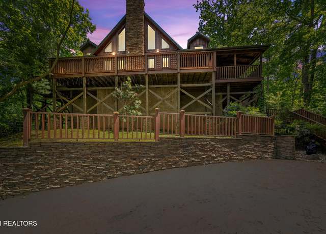 Property at 915 Statham Way, Gatlinburg, TN 37738, 4 beds, 4 baths