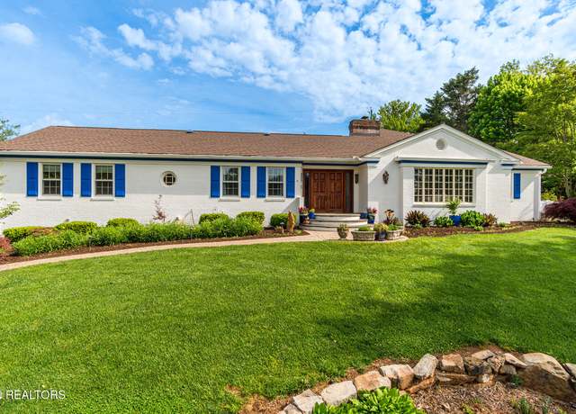 Property at 7113 Cheshire Dr, Knoxville, TN 37919, 4 beds, 3.5 baths