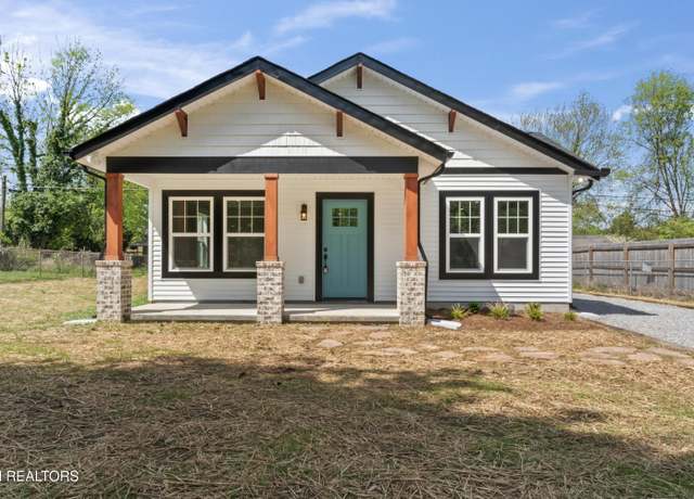 Property at 2422 Seymour Ave, Knoxville, TN 37917, 3 beds, 2 baths