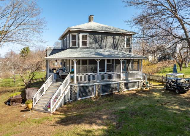 Property at 7 Prospect Ave, Portland, ME 04108, 4 beds, 1.5 baths