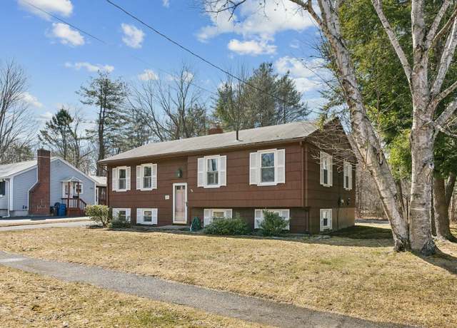 Property at 49 Birchwood Dr, Portland, ME 04102, 3 beds, 1.5 baths
