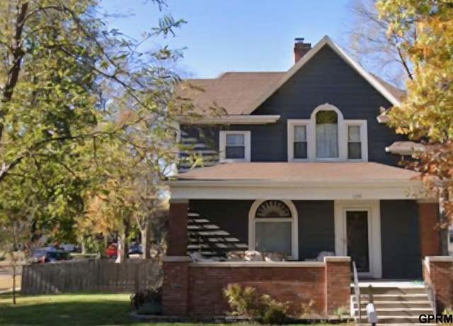 Property at 1205 N Broad St, Fremont, NE 68025, 4 beds, 2.5 baths