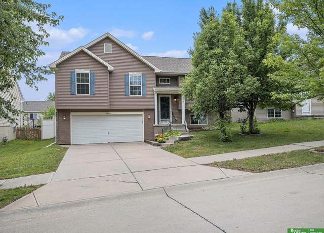 Property at 14463 Reynolds St, Bennington, NE 68007, 3 beds, 2.5 baths