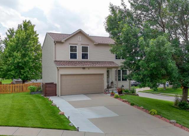 Property at 15413 Bondesson St, Bennington, NE 68007, 4 beds, 2.5 baths