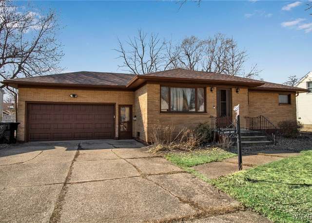 Property at 104 Sharon Dr, Tonawanda-city, NY 14150, 3 beds, 2 baths