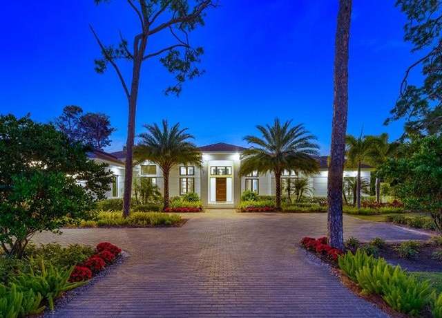 Property at 494 Gordonia Rd, Naples, FL 34108, 5 beds, 6 baths