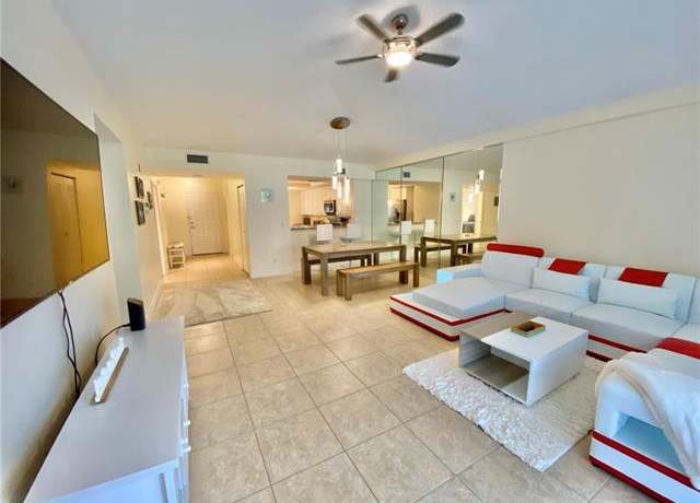 Property at 230 Sugar Pine Ln #230, Naples, FL 34108, 2 beds, 2 baths