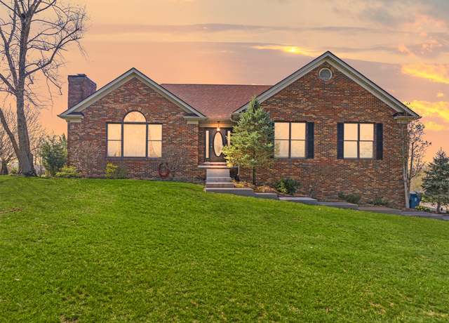 Property at 1241 Fairway Dr, Lawrenceburg, KY 40342, 3 beds, 3 baths