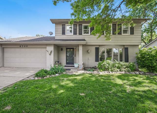 Property at 6700 Sheridan Ave, Des Moines, IA 50322, 4 beds, 2.5 baths