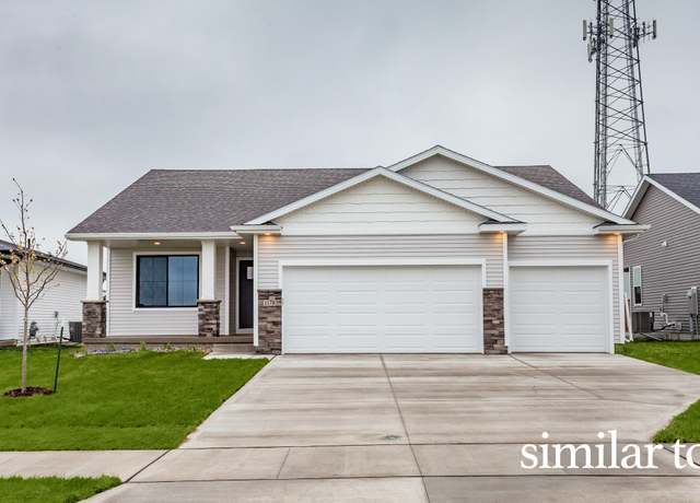 Property at 625 NW Compass Ave, Waukee, IA 50263, 4 beds, 3 baths