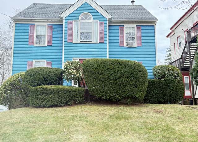 Property at 194 High Ridge Ave, Ridgefield, CT 06877, 2 beds, 2 baths