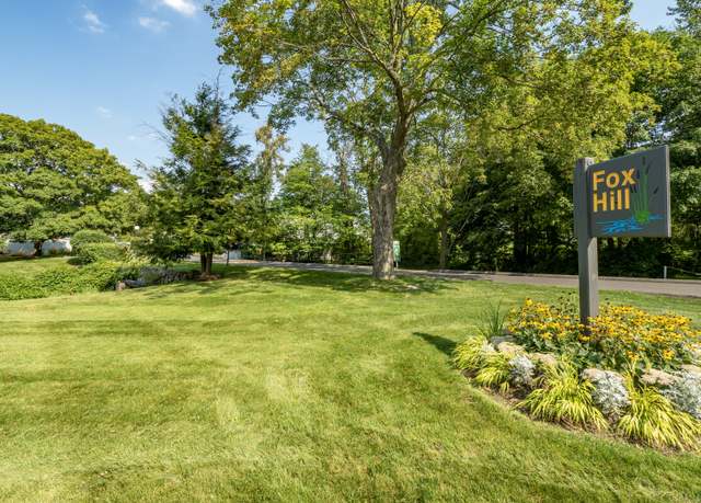 Property at 4 Sandlewood Ln #4, Ridgefield, CT 06877, 2 beds, 1.5 baths