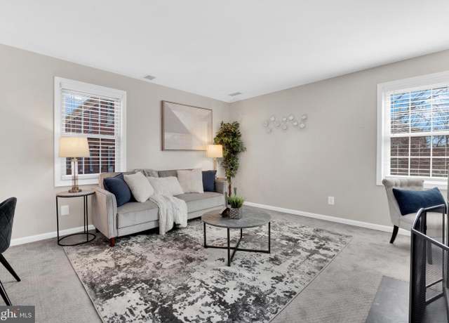 Property at 1409 E Abingdon Dr #4, Alexandria, VA 22314, 1 bed, 1 bath