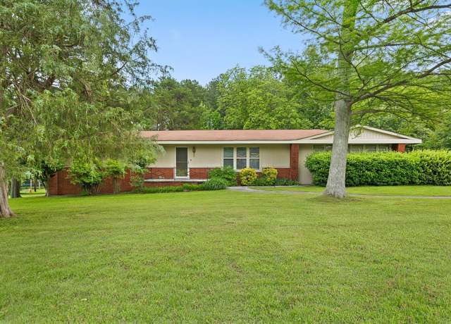 Property at 6927 Jesse Conner Rd, Chattanooga, TN 37421, 3 beds, 2 baths