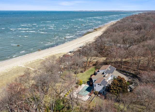 Property at 4 Pheasant Run, Nissequogue, NY 11780, 4 beds, 4.5 baths