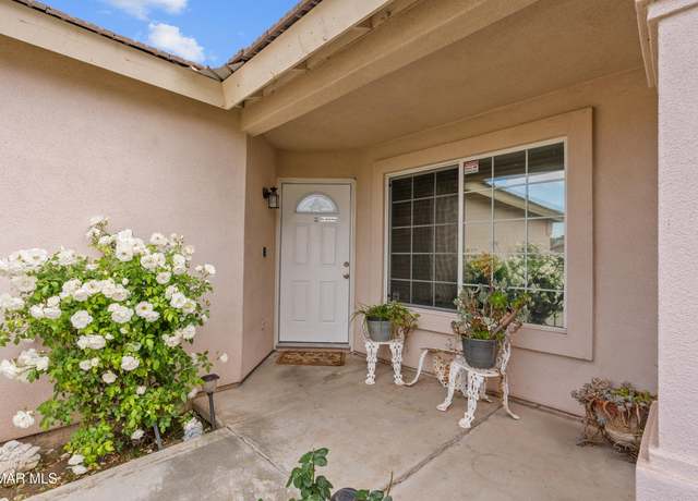 Property at 3438 Park Meadows Dr, Bakersfield, CA 93308, 3 beds, 2 baths