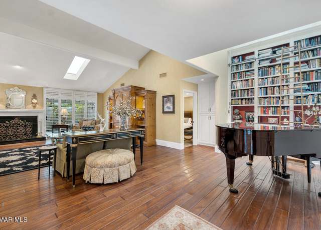 Property at 2234 Westshore Ln, Westlake Village, CA 91361, 3 beds, 2 baths