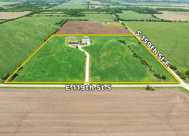Property at 15700 E 119th, Mulvane, KS 67110, 4 beds, 3.5 baths