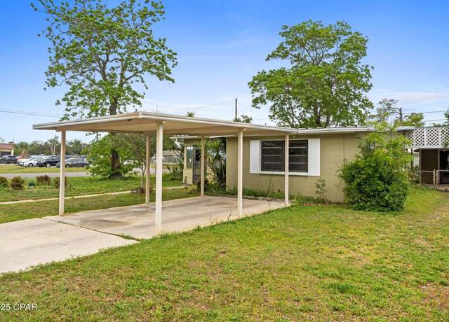 Property at 1301 Oakland Dr, Panama City, FL 32401, 4 beds, 2 baths