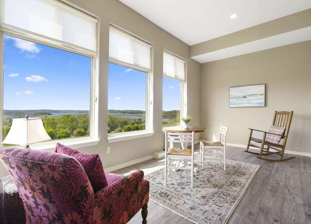 Property at 200 Majestic Dr #118, Branson, MO 65616, 2 beds, 2 baths