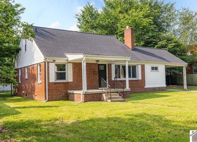 Property at 2014 Jackson St, Paducah, KY 42001, 3 beds, 1 bath