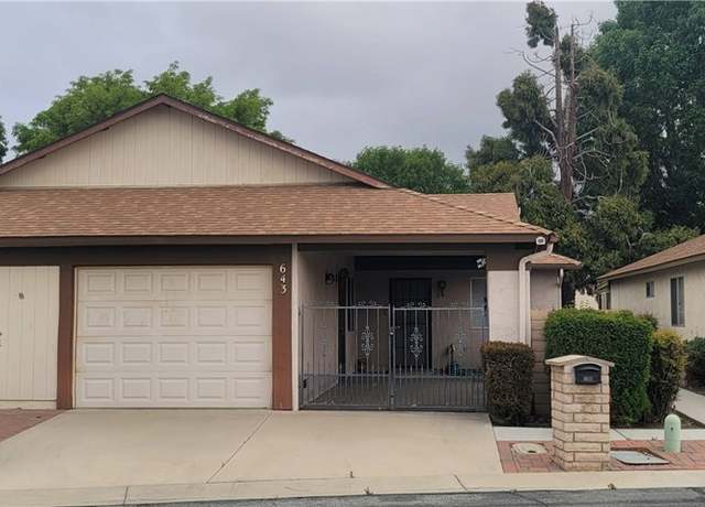 Property at 643 W Villa Chaparral Rd, San Jacinto, CA 92583, 2 beds, 2 baths