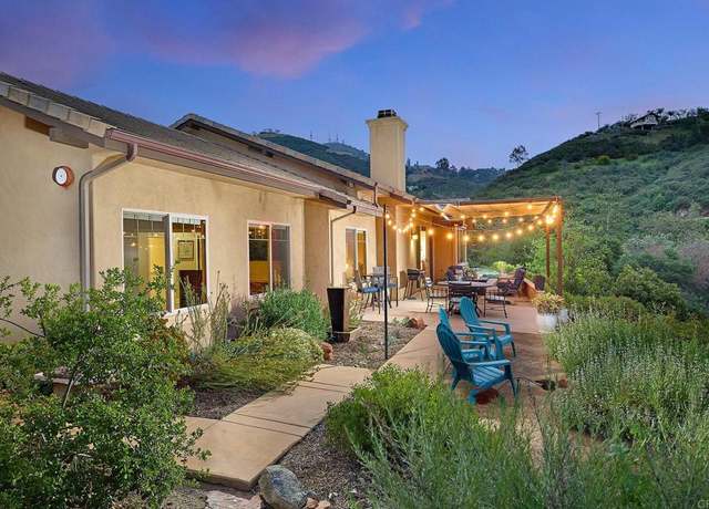 Property at 2021 Willow Glen Rd, Fallbrook, CA 92028, 4 beds, 3 baths