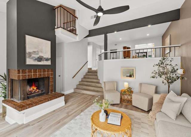 Property at 3330 Caminito Eastbluff #150, La Jolla, CA 92037, 3 beds, 2.5 baths