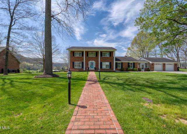 Property at 204 Amity Dr, Bristol, TN 37620, 5 beds, 4 baths