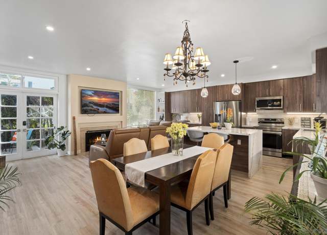 Property at 404 Bonair St, La Jolla, CA 92037, 3 beds, 2 baths