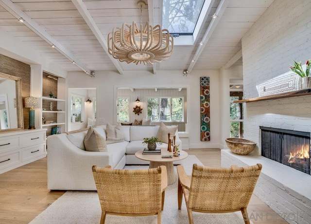 Property at 15035 El Camino Real, Del Mar, CA 92014, 4 beds, 3 baths