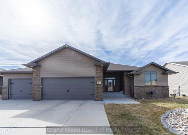 Property at 3827 Meadow Way Trl, Grand Island, NE 68803, 5 beds, 3 baths