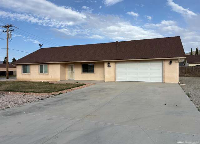 Property at 27650 Stallion Springs Dr, Tehachapi, CA 93561, 3 beds, 2 baths