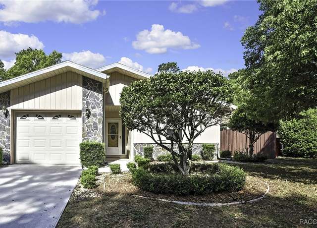 Property at 62 Golfview Dr, Homosassa, FL 34446, 2 beds, 2 baths