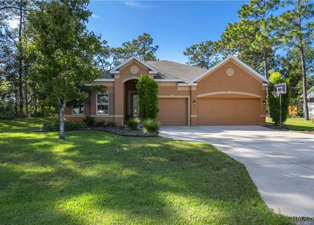 Property at 10 Mangrove Ct S, Homosassa, FL 34446, 4 beds, 3 baths