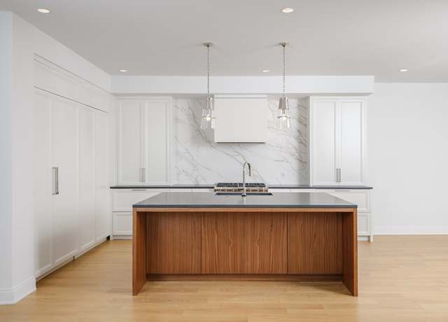 Property at 100 Linden St #303, Wellesley, MA 02482, 2 beds, 2.5 baths