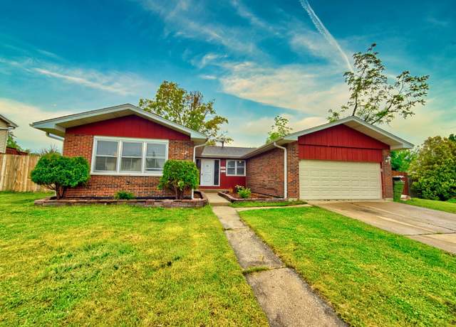 Property at 7410 162nd St, Tinley Park, IL 60477, 3 beds, 2 baths