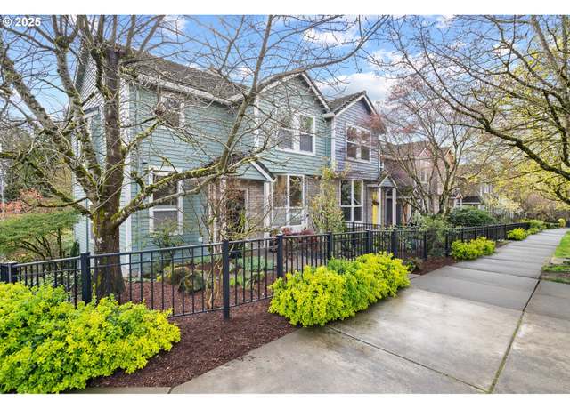 Property at 7408 SW Capitol Hwy, Portland, OR 97219, 3 beds, 3.5 baths