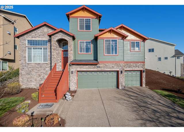 Property at 13061 SE Meadehill Ave, Happy Valley, OR 97086, 4 beds, 3.5 baths
