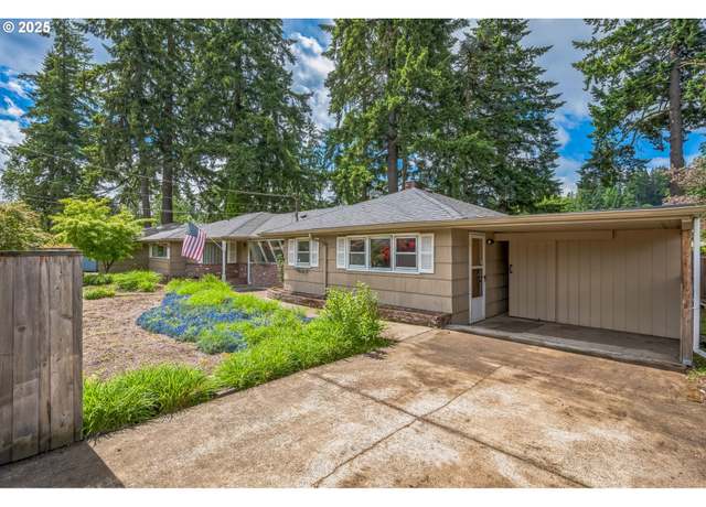 Property at 16161 SE Webster Rd, Milwaukie, OR 97267, 3 beds, 2.5 baths