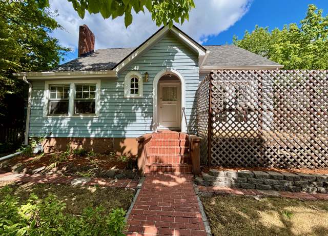 Property at 991 Polk St, Eugene, OR 97402, 3 beds, 2.5 baths
