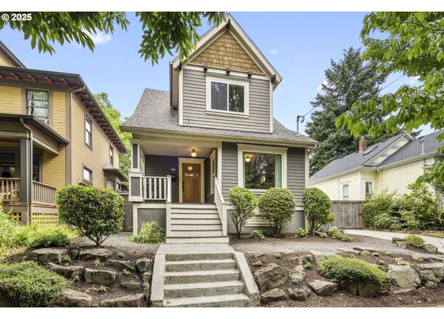 Property at 209 NE Fargo St, Portland, OR 97212, 5 beds, 3 baths