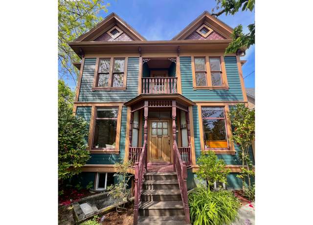 Property at 131 NE Tillamook St, Portland, OR 97212, 4 beds, 2 baths