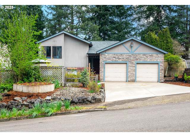 Property at 19686 Sun Cir, West Linn, OR 97068, 3 beds, 2.5 baths