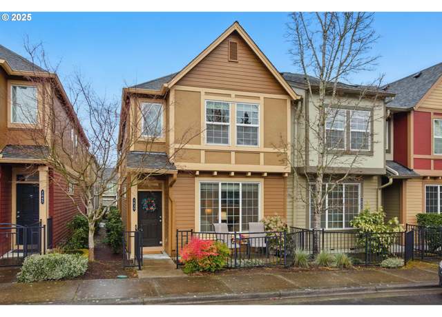 Property at 1639 SW 171st Ter, Beaverton, OR 97003, 3 beds, 2.5 baths
