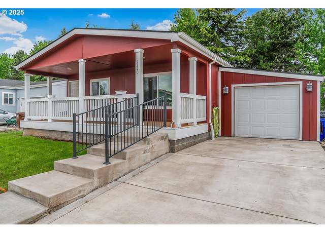 Property at 1310 Boardwalk Ave, Molalla, OR 97038, 3 beds, 2 baths