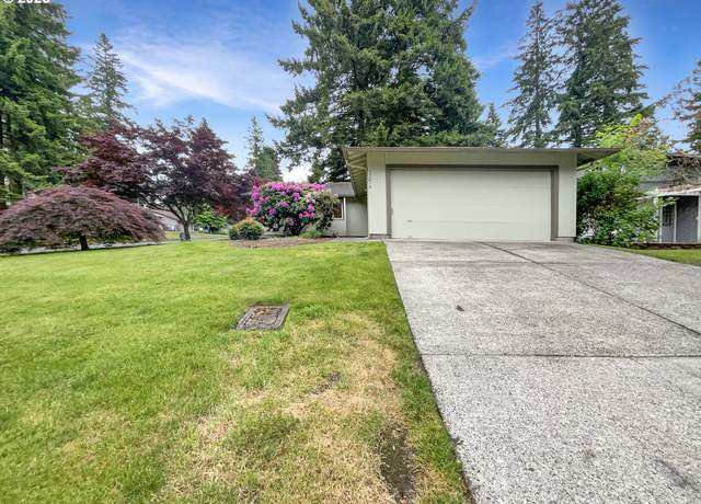 Property at 13019 NE 8th Pl, Vancouver, WA 98684, 3 beds, 2 baths