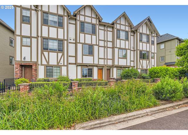 Property at 29079 SW Costa Cir, Wilsonville, OR 97070, 2 beds, 2.5 baths