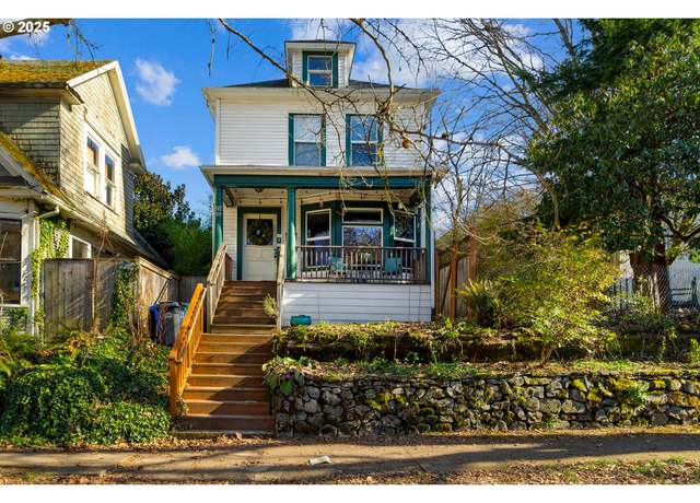 Property at 512 SE 17th Ave, Portland, OR 97214, 5 beds, 3.5 baths